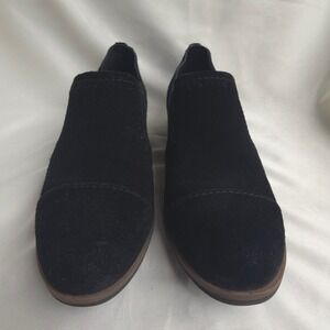 Korks Womens Black Suede Leather Cap Toe Brogue Slip On Ankle Booties Size 7M